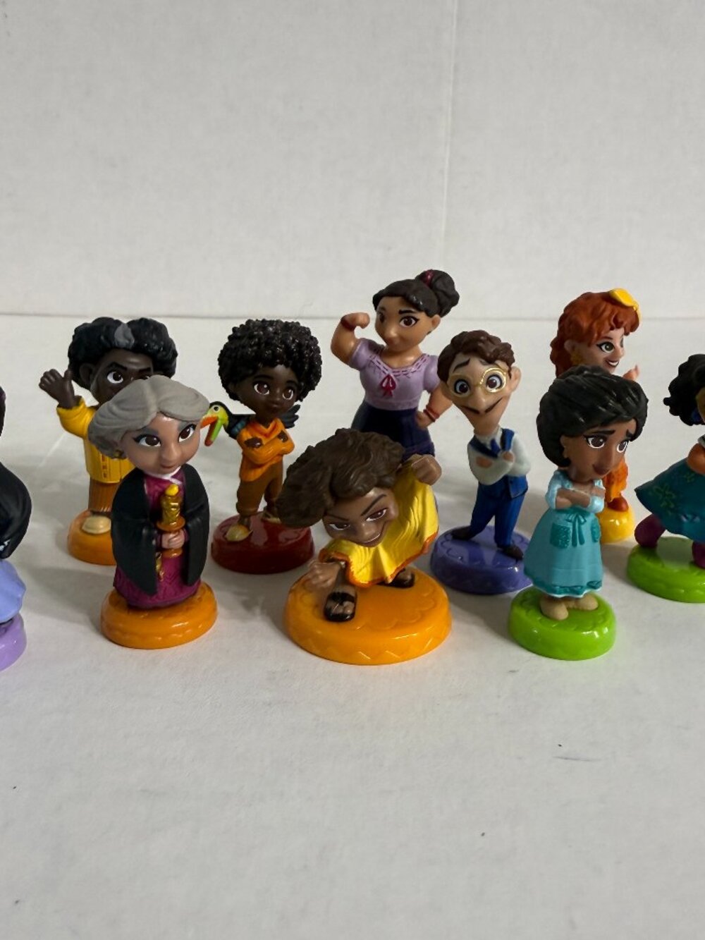 10 Disney Encanto Mi Familia 2" Figures Lot Cup Cake Toppers JAKKS Pacific  Lot